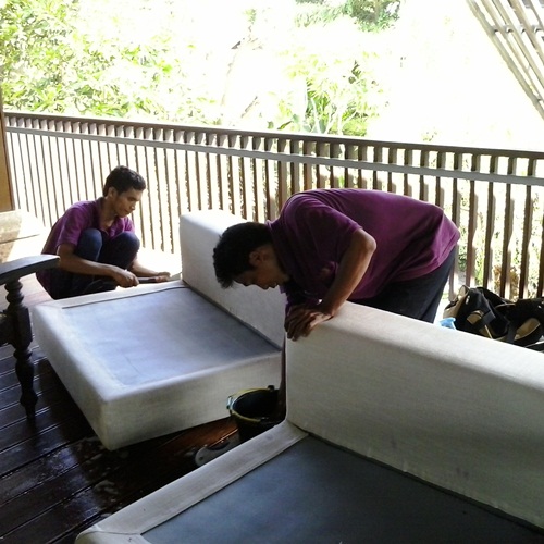 Jasa Cuci Sofa di Bali